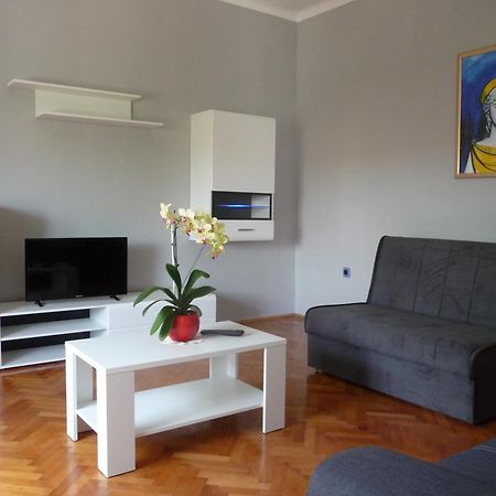 Apartments Noris Pula Zewnętrze zdjęcie