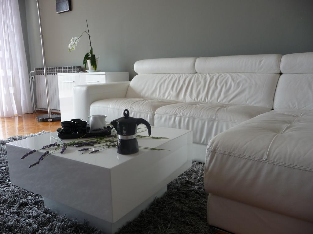 Apartments Noris Pula Zewnętrze zdjęcie