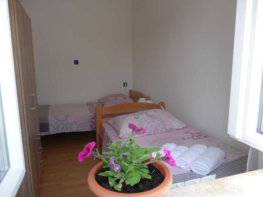 Apartments Noris Pula Zewnętrze zdjęcie